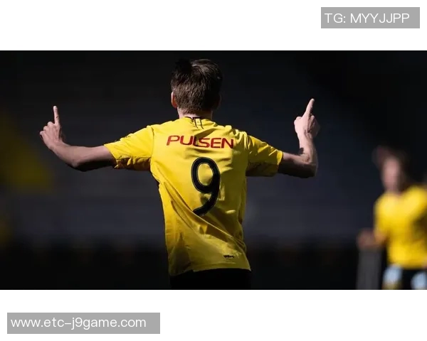 赫根与斯瑞斯的对决分析:战术布局与球员表现的全面解读 赫根与斯瑞斯的对决分析:战术布局与球员表现的全面解读